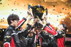 TES战队中单肉鸡未进世界赛原因解析：个人与战术调整分析