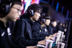 LPL赛场风云：全华班对决激战，大小王争霸，iG战队备战冒泡赛