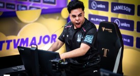 “零信息”阵容崛起！KC战队选用芮娜+菲尼克斯打出奇效！